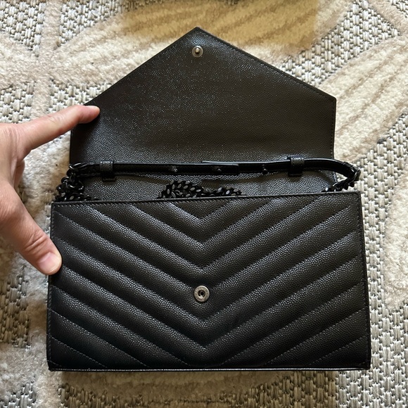 YSL Monogram Large Wallet on chain in Grained Leatherr - Picture 6 of 15